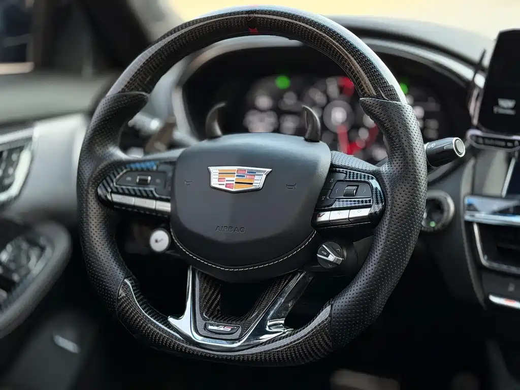 Cadillac CT5 2023 — фото 12