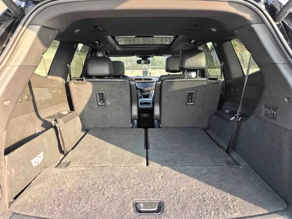 Cadillac XT6 2021 — фото 19