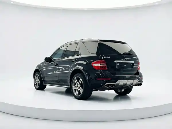 Mercedes-Benz M-Class AMG 2011