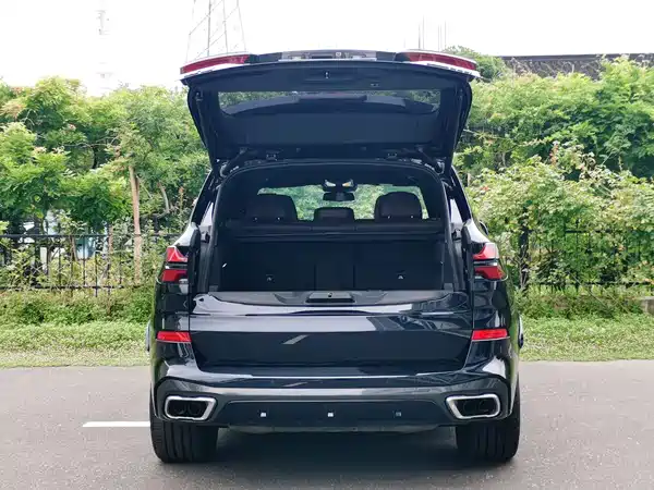 BMW X5 2023