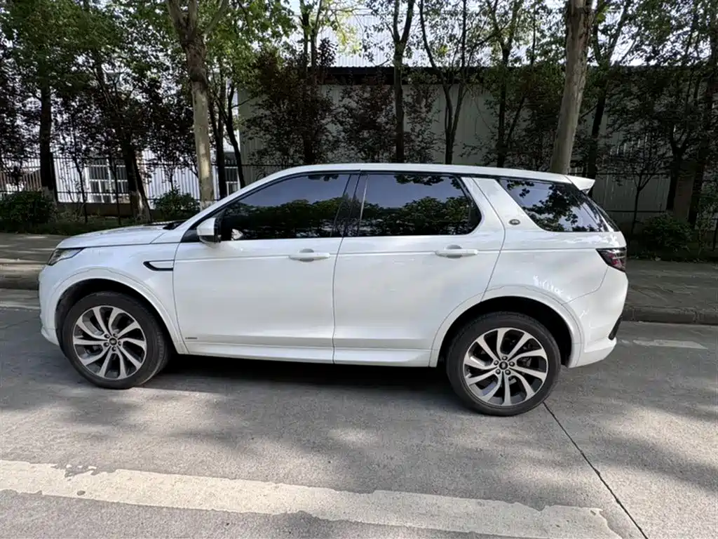 Land Rover Discovery Sport 2021 — фото 7