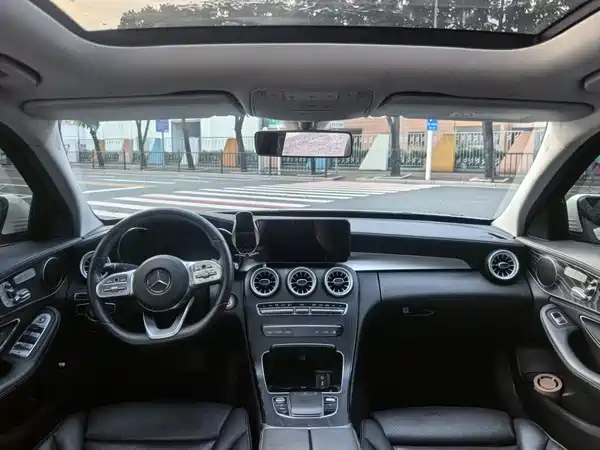 Mercedes-Benz C-Class 2020