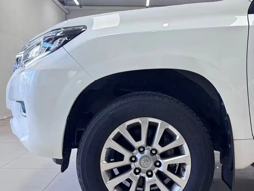 Toyota Prado 2019 — фото 21