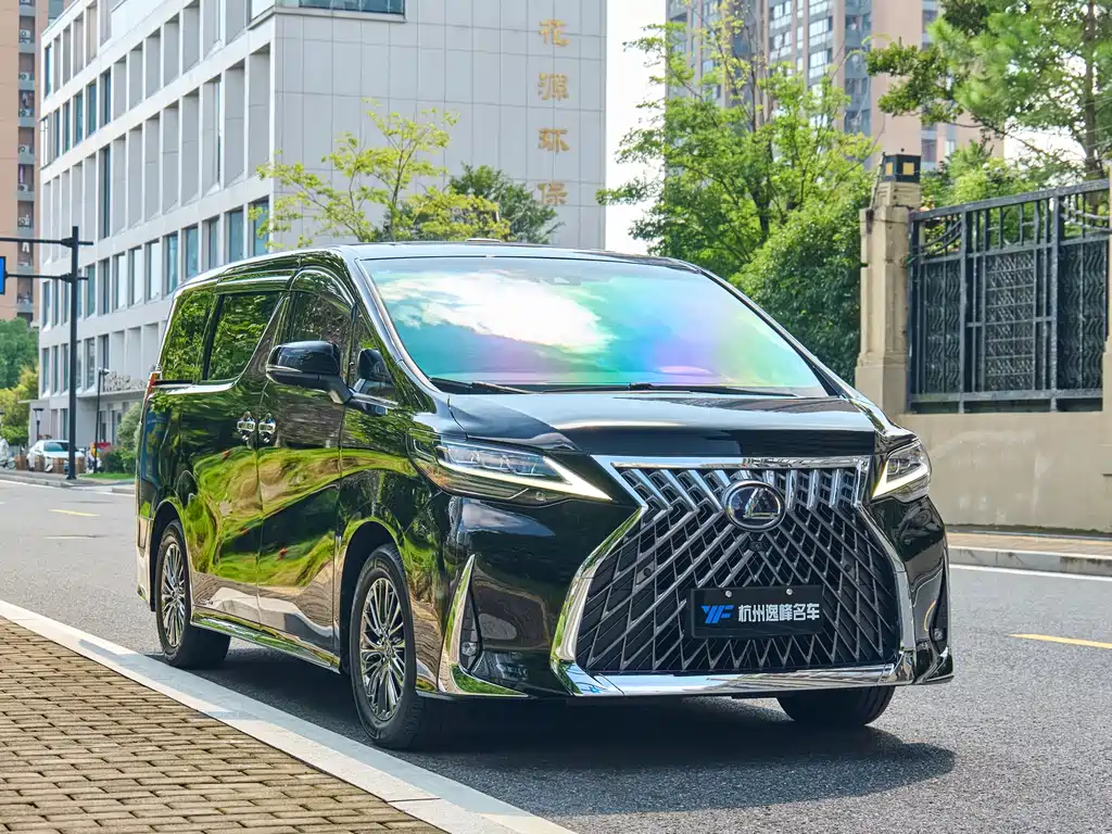 Toyota Vellfire 2021 — фото 3