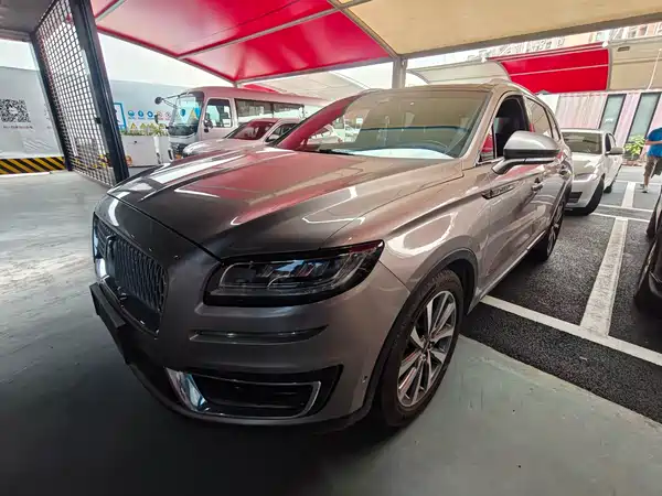 Lincoln Nautilus 2019