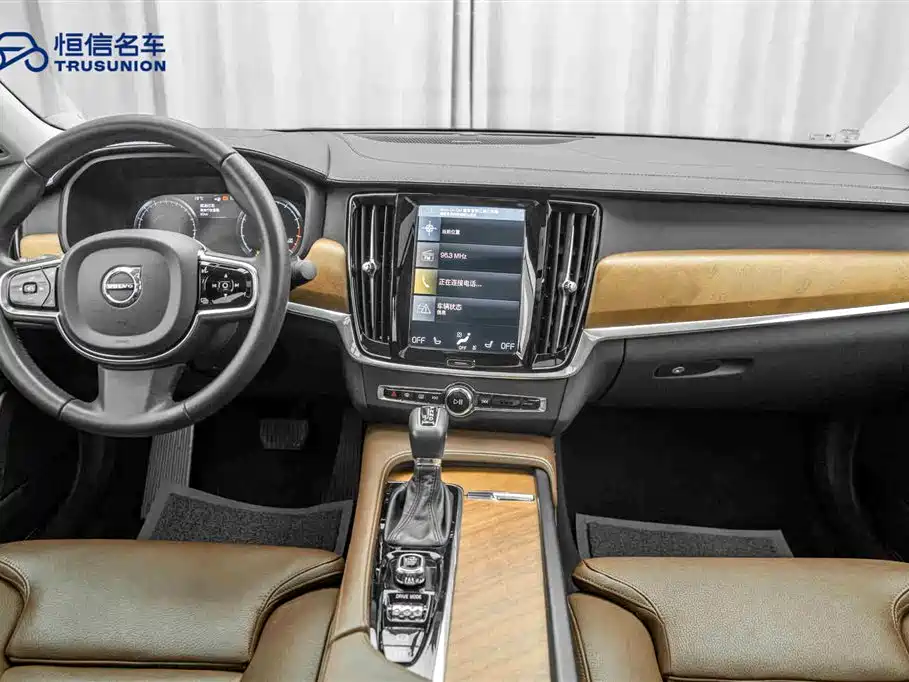 Volvo S90 2020 — фото 13