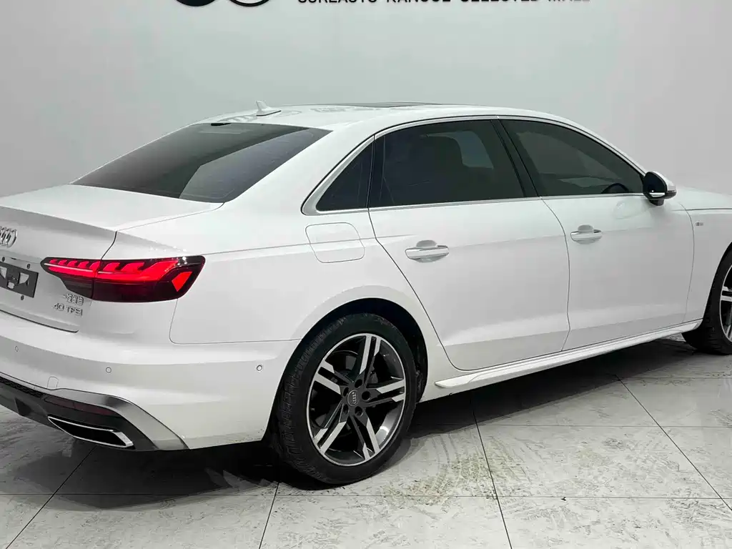 Audi A4L 2021 — фото 3