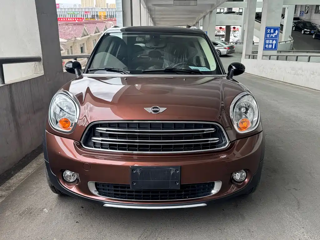 MINI Countryman 2016