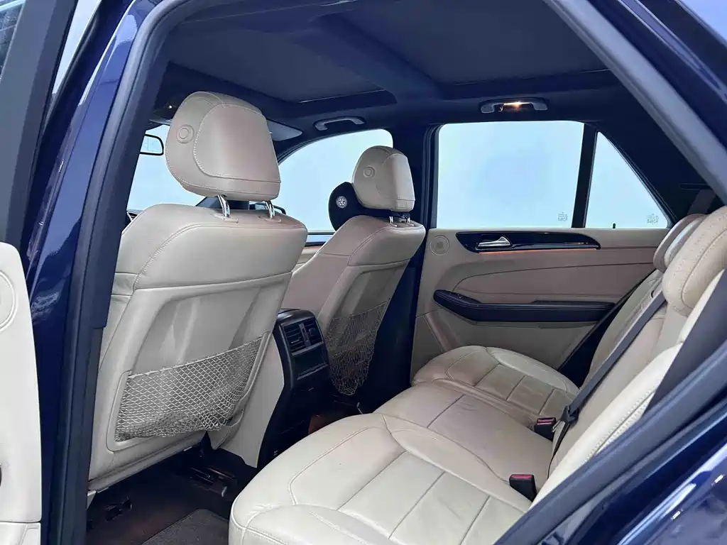 Mercedes-Benz GLE 2016