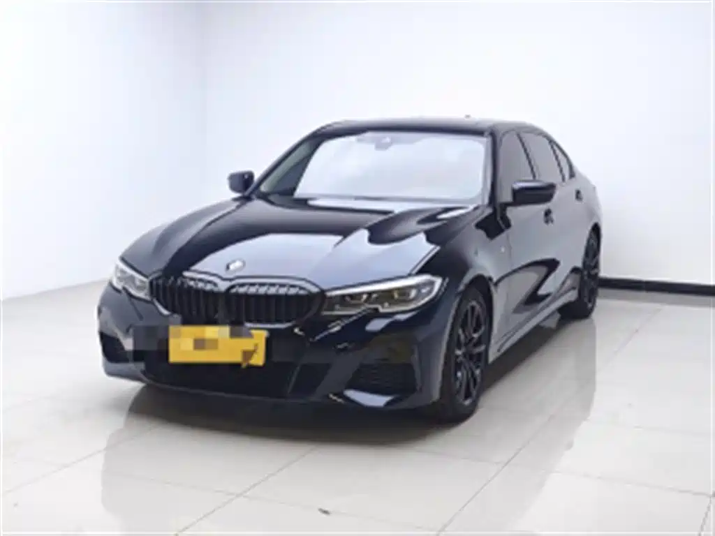 BMW 3 Series 2022 — фото 1