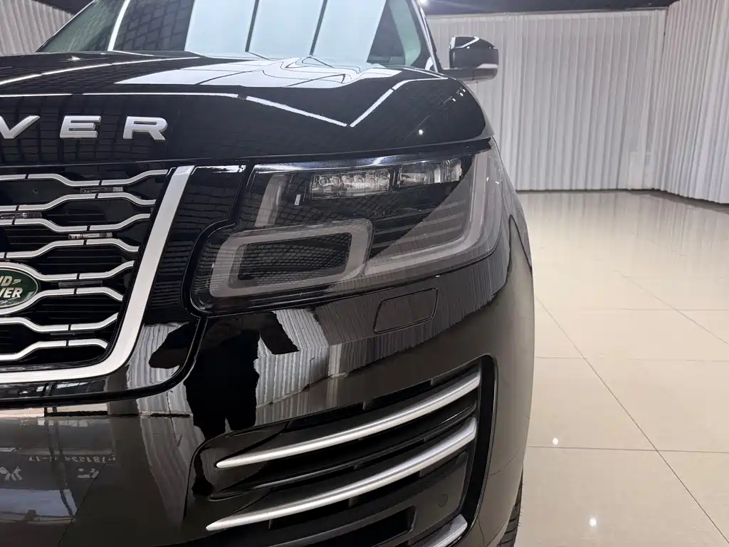 Land Rover Range Rover 2018 — фото 10