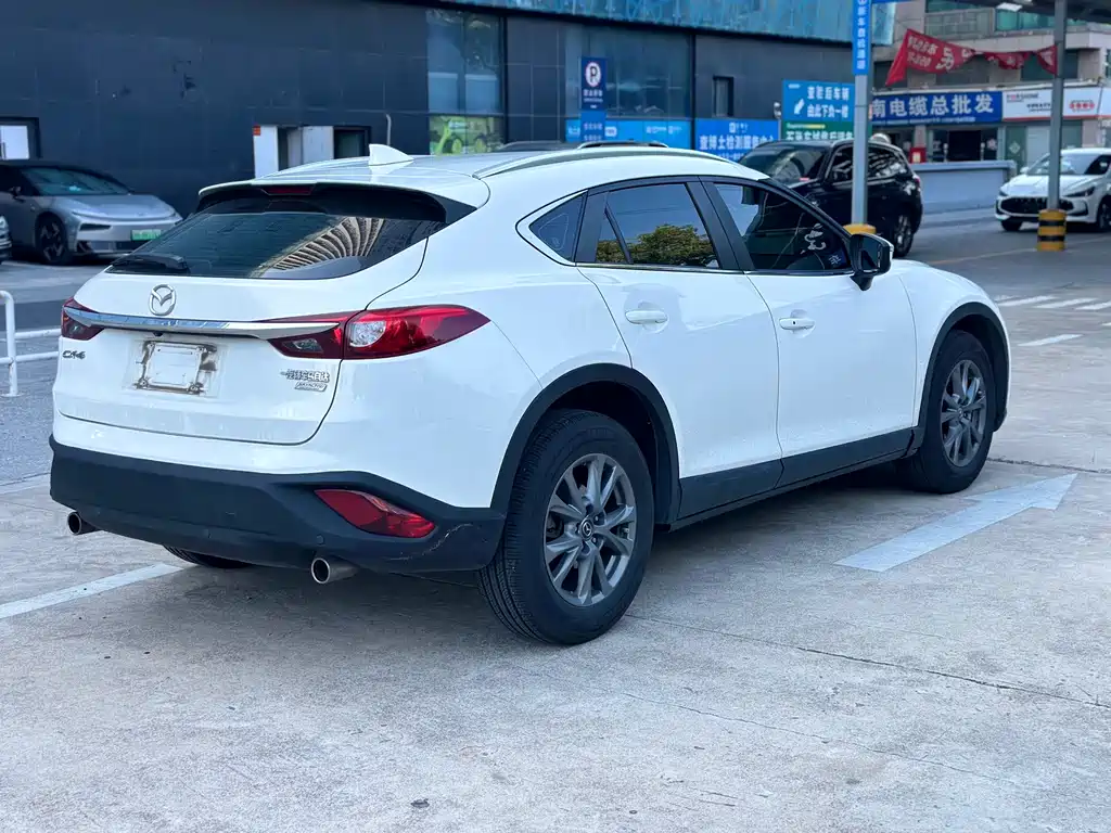 Mazda CX-4 2018