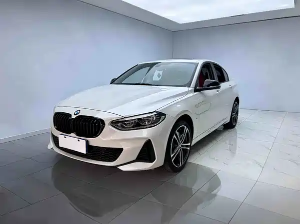 BMW 1 Series 2022