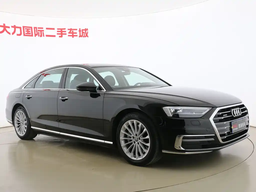 Audi A8 2018 — фото 3