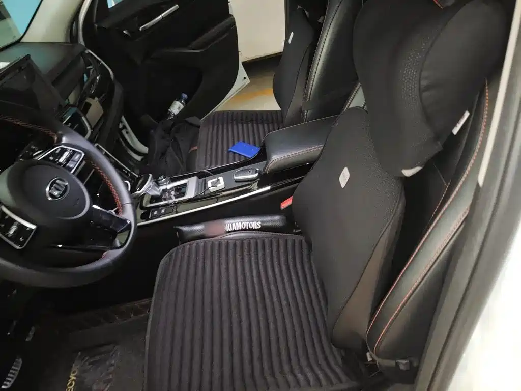 Kia KX3 2020 — фото 16