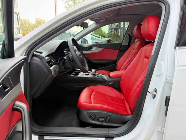 Audi A4L 2019