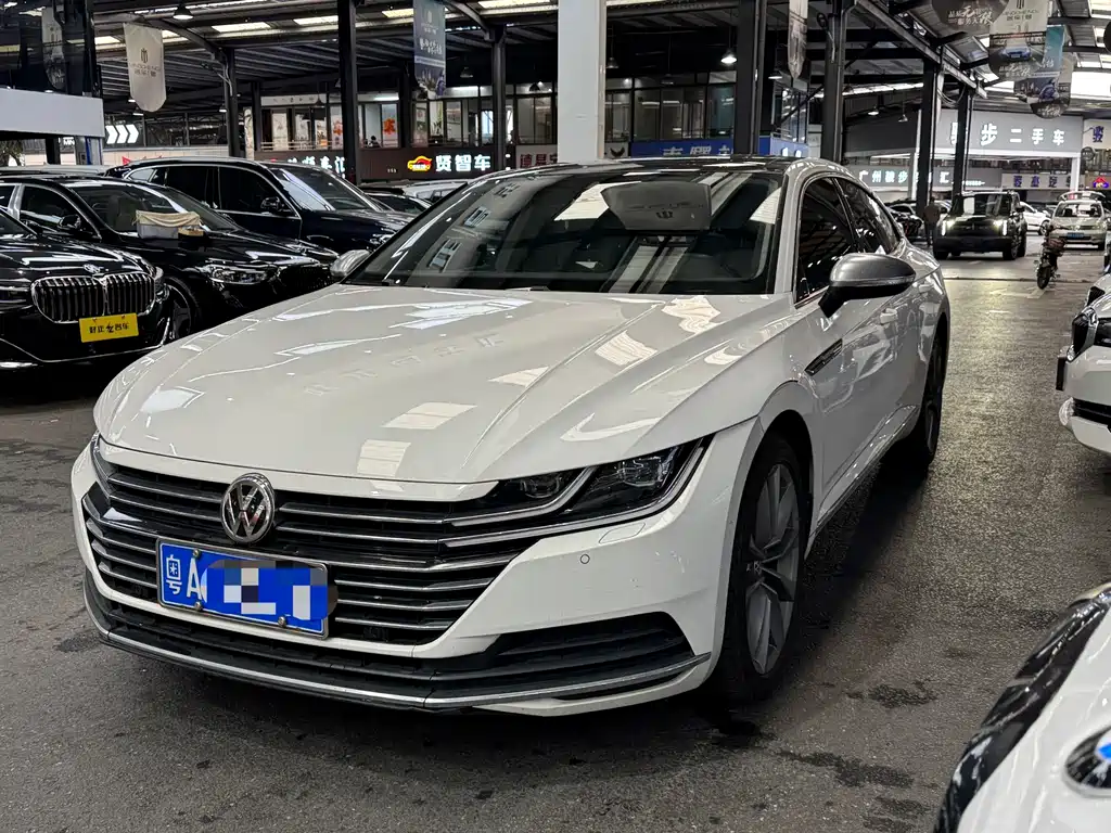 Volkswagen CC 2019 — фото 1
