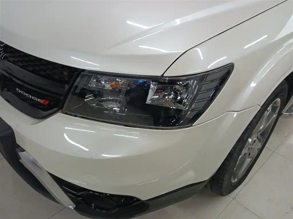 Dodge Journey 2017 — фото 24