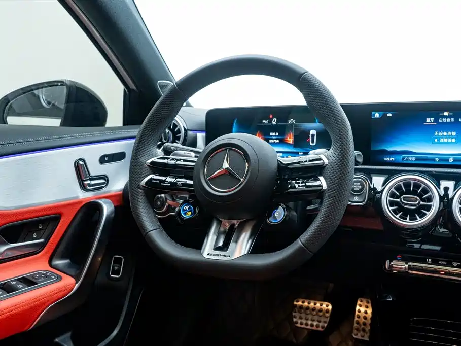 Mercedes-Benz A-Class AMG 2024 — фото 21