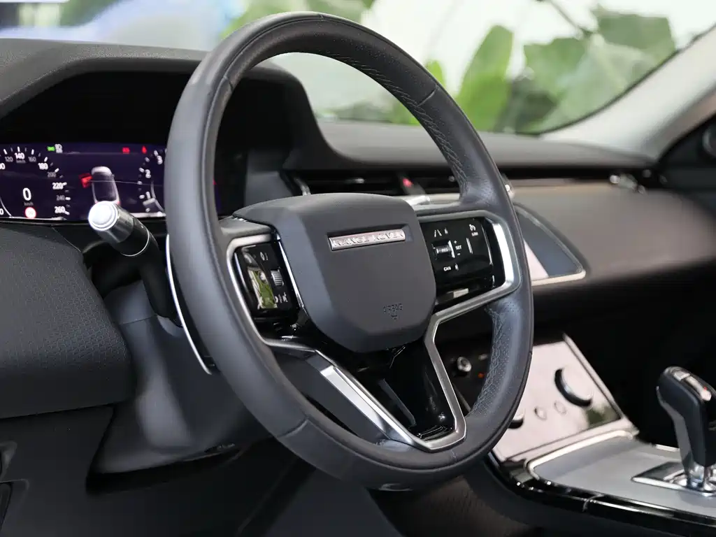 Land Rover Evoque 2021 — фото 8