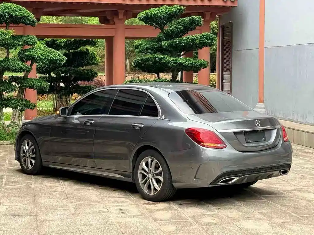 Mercedes-Benz C-Class 2017