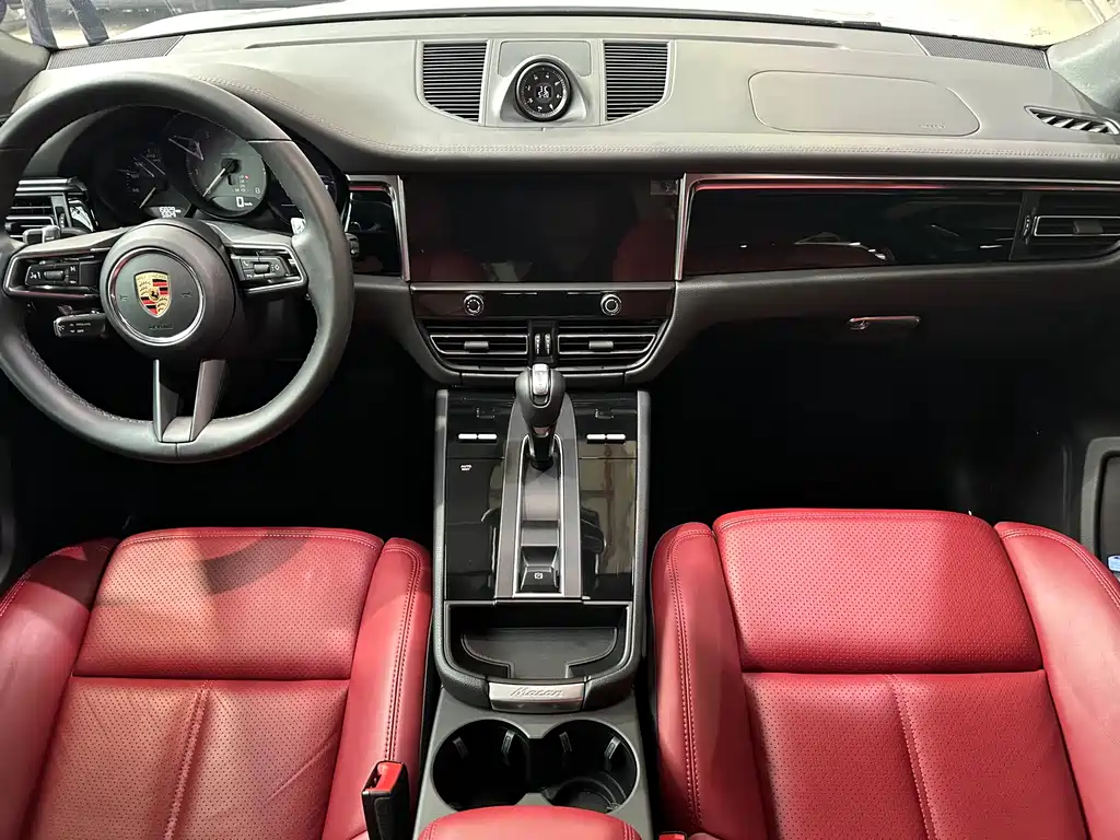 Porsche Macan 2023 — фото 11