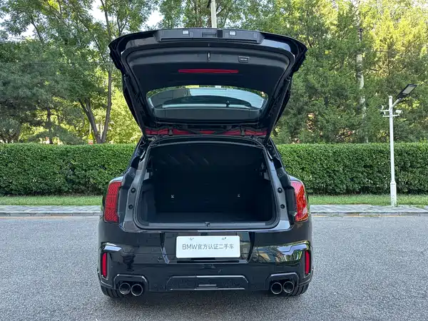 MINI JCW COUNTRYMAN 2025