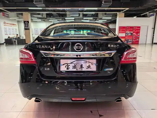 Nissan Teana 2015