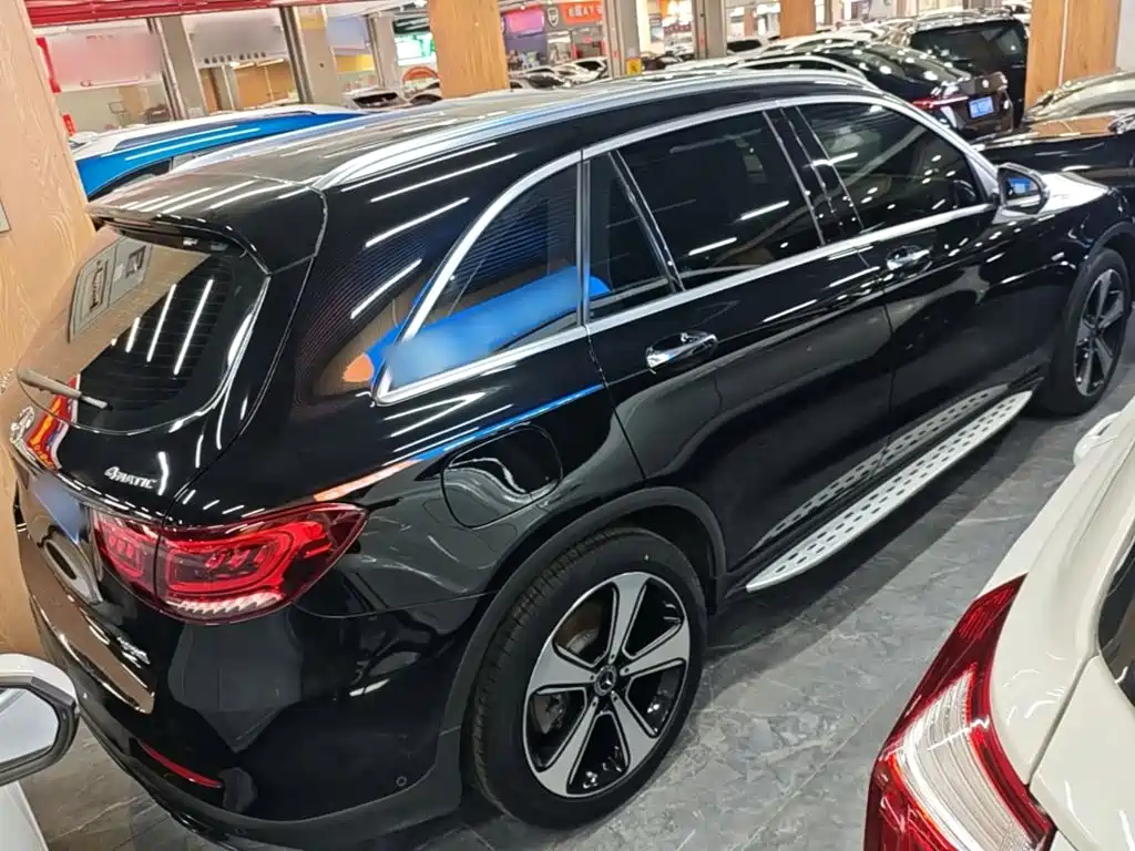 Mercedes-Benz GLC 2023