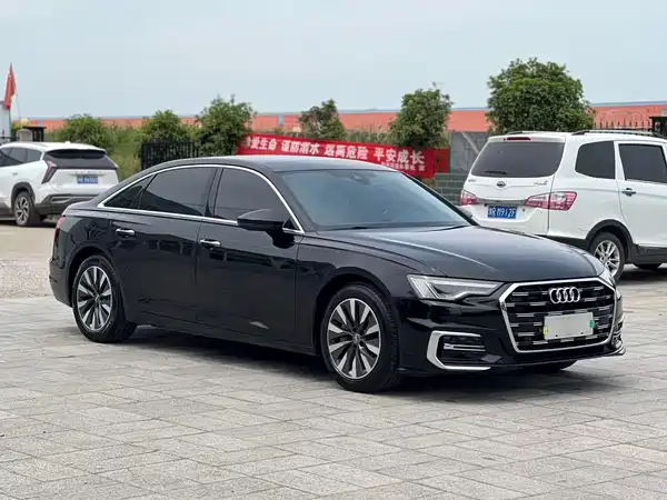 Audi A6L 2022