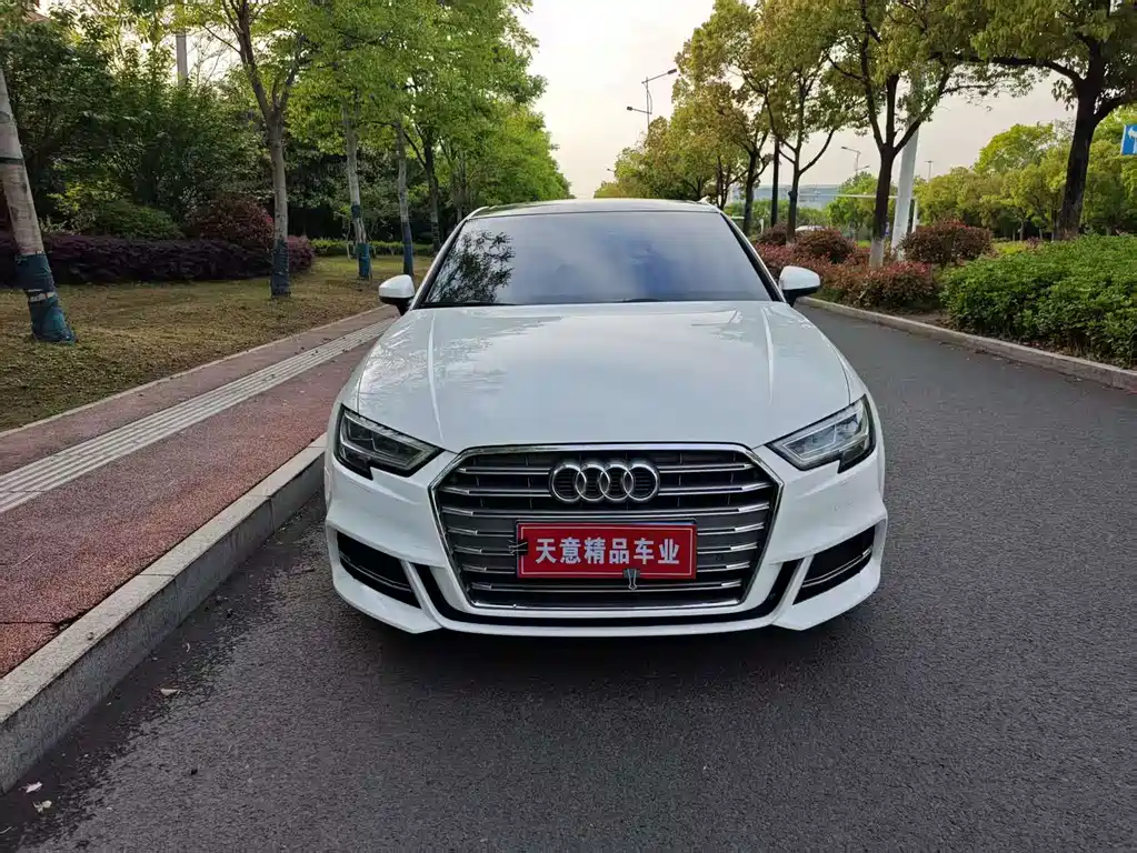 Audi A3 2020 — фото 2