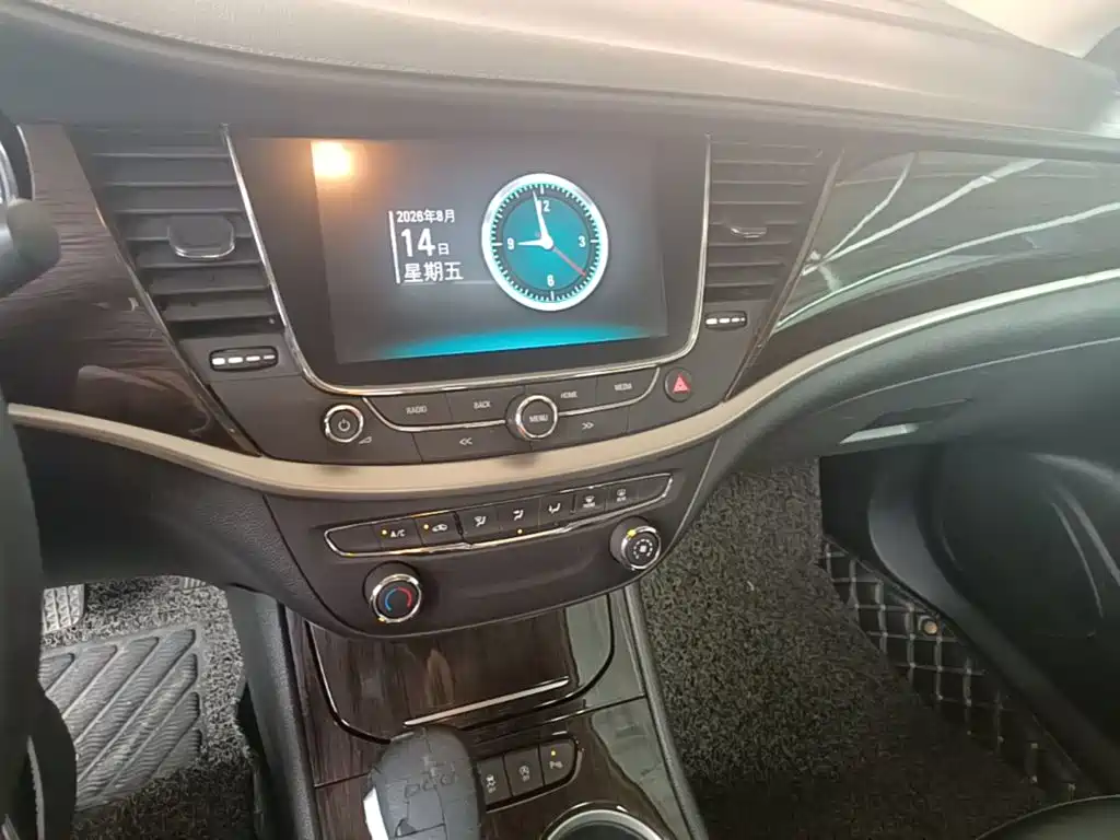 Buick Verano 2018 — фото 13