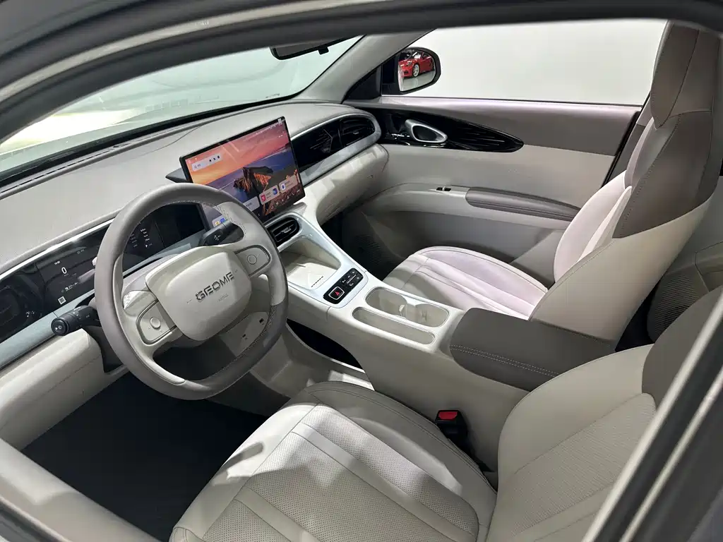 Geely Galaxy Starwish 2026 — фото 14