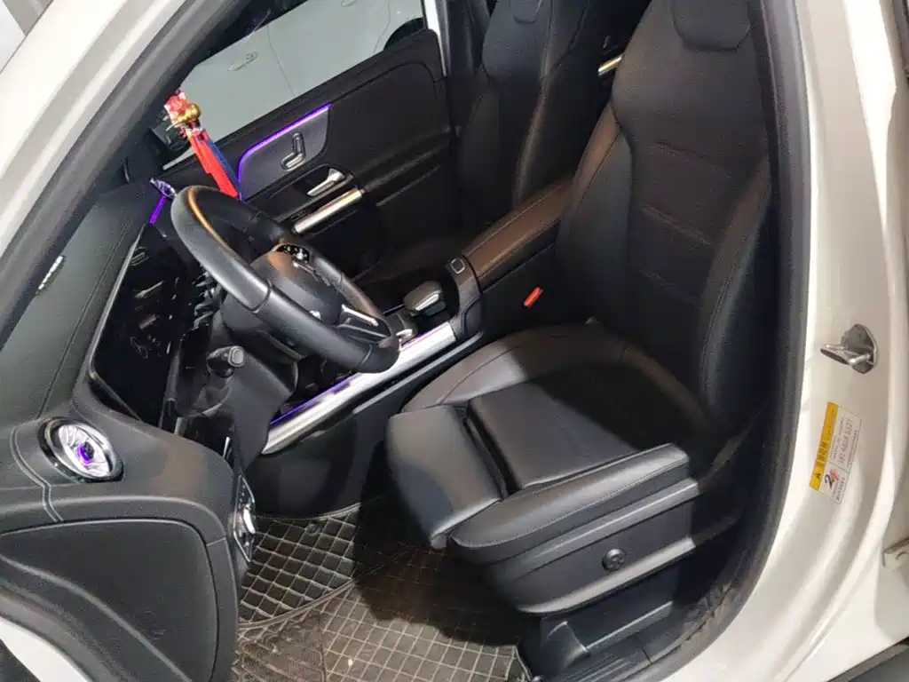 Mercedes-Benz GLA 2023 — фото 15