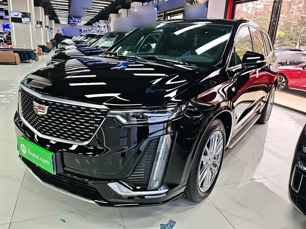 Cadillac XT6 2023 — фото 2