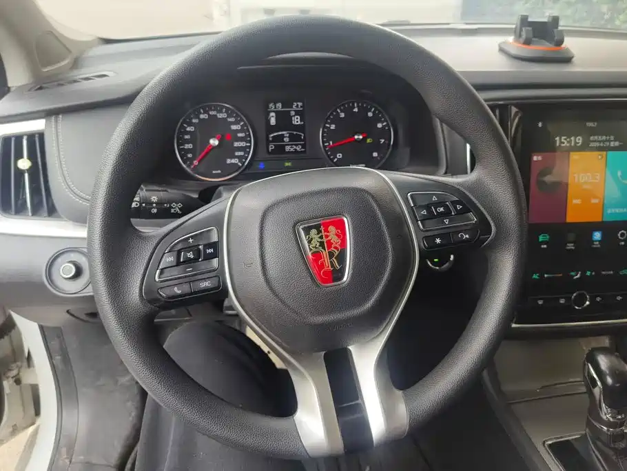Roewe i6 Classic 2019 — фото 15