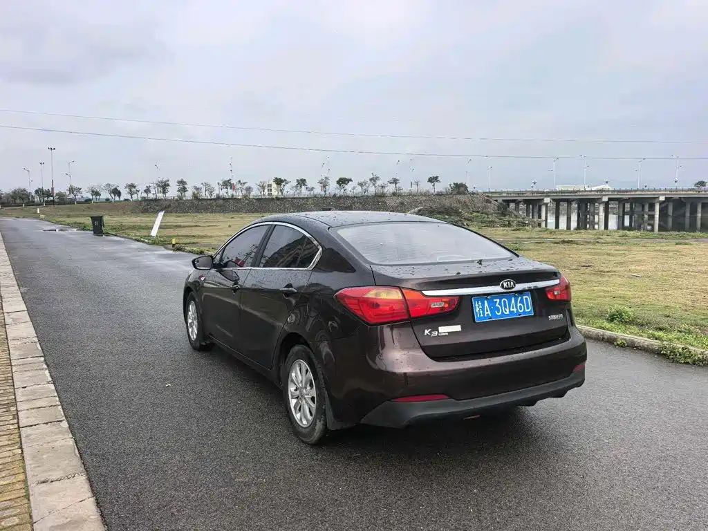 Kia K3 2015