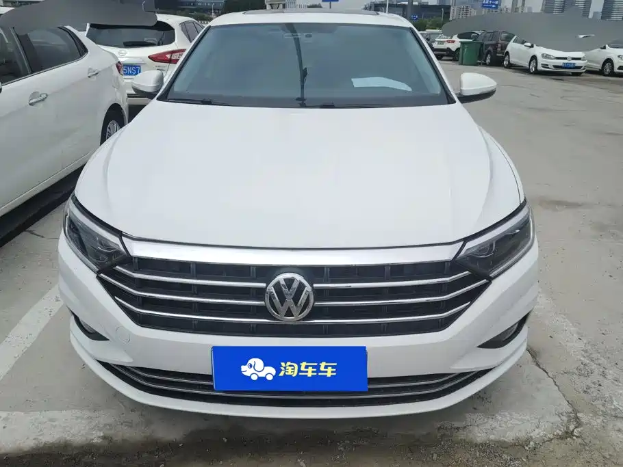 Volkswagen Sagitar 2021