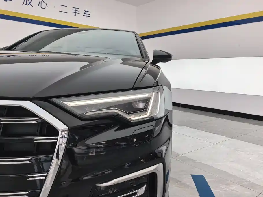 Audi A6L 2023