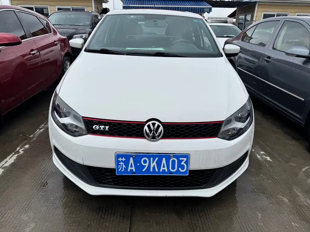 Volkswagen Polo 2015