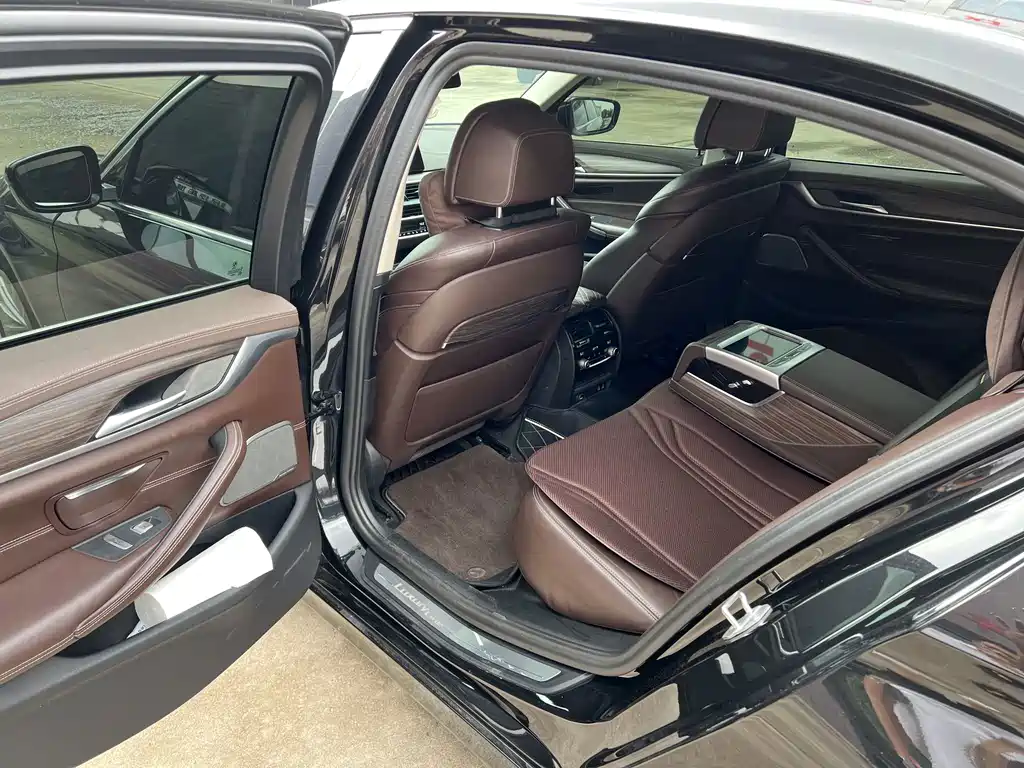 BMW 5 Series 2020
