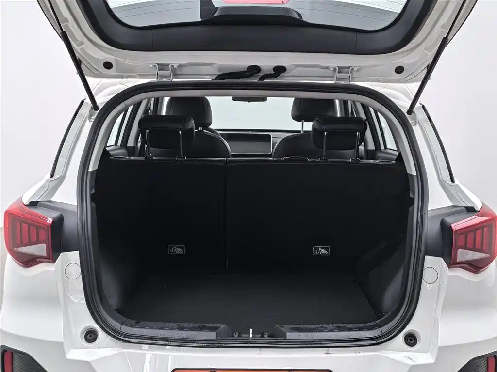 GAC Motor Trumpchi GS3 2022 — фото 16