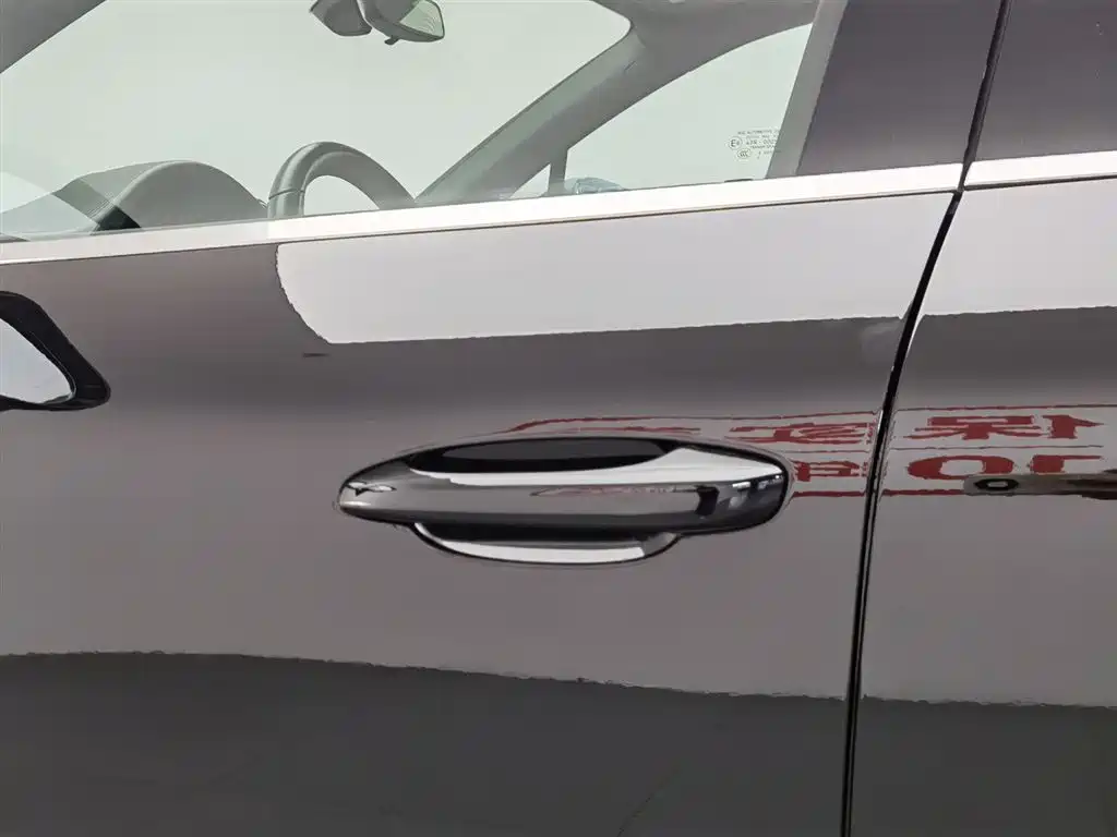 Porsche Macan 2021 — фото 18