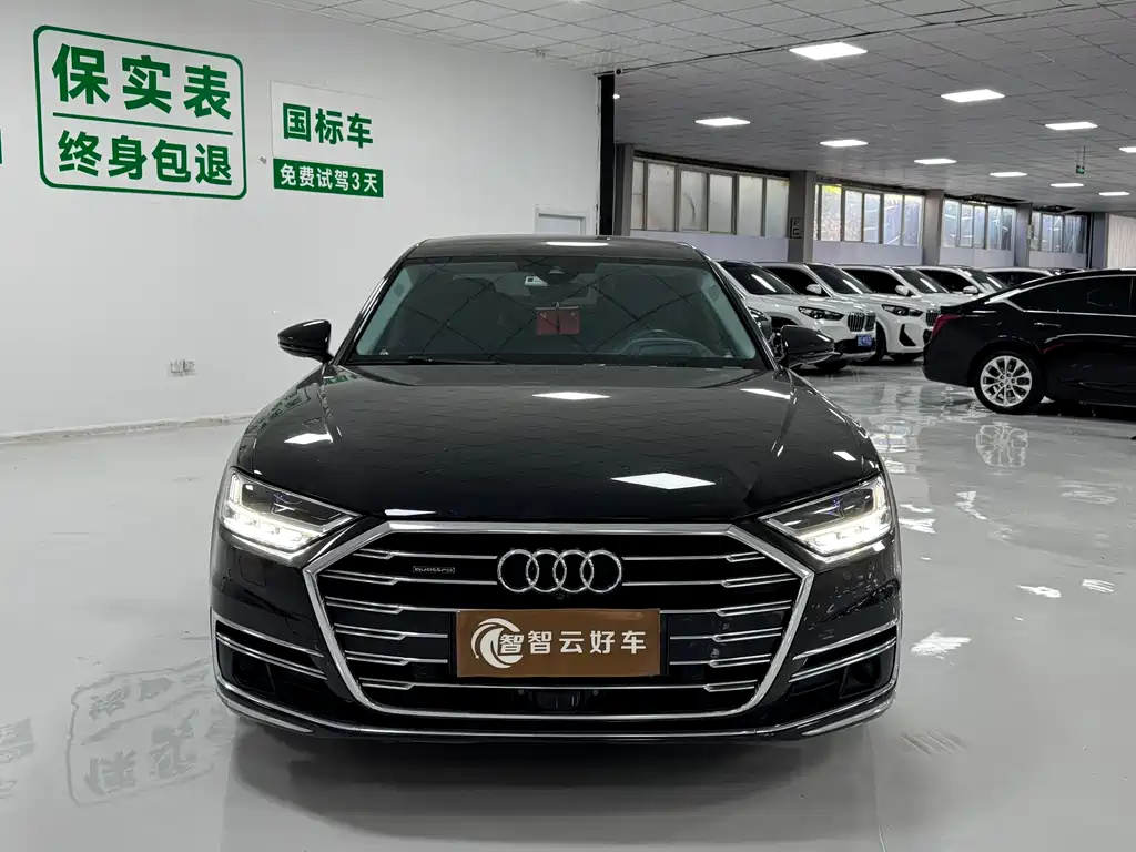Audi A8 2022
