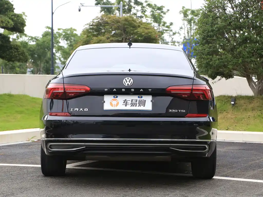 Volkswagen Passat 2019 — фото 20