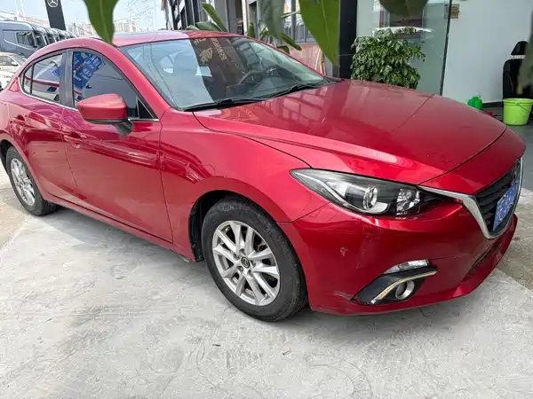 Mazda 3 Axela 2016