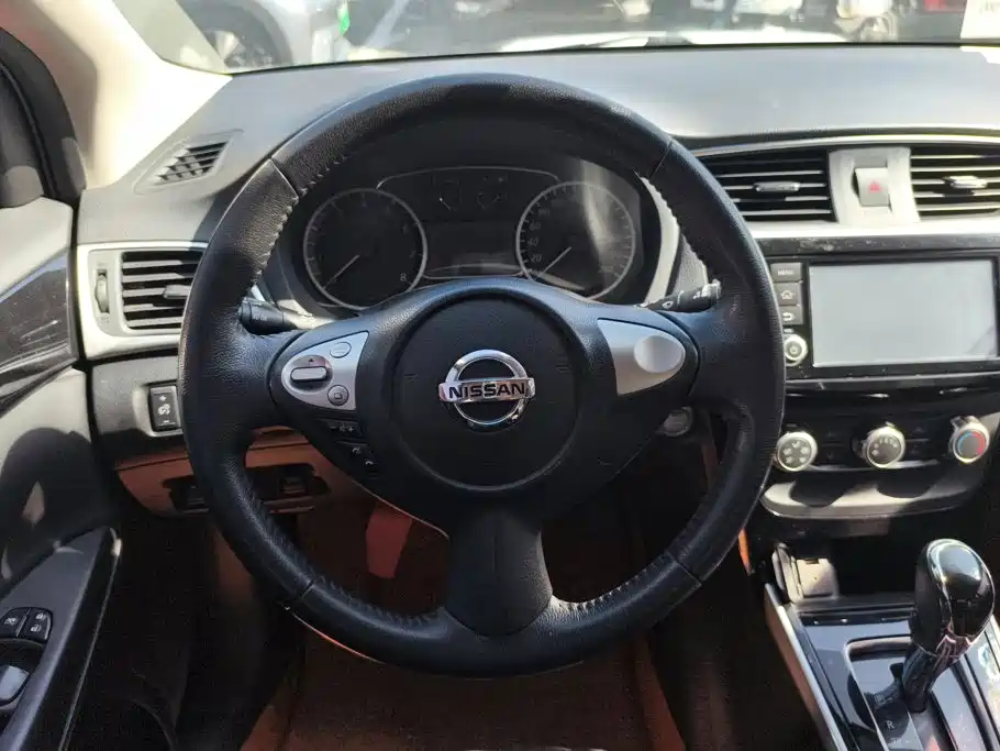 Nissan Sylphy 2018 — фото 15