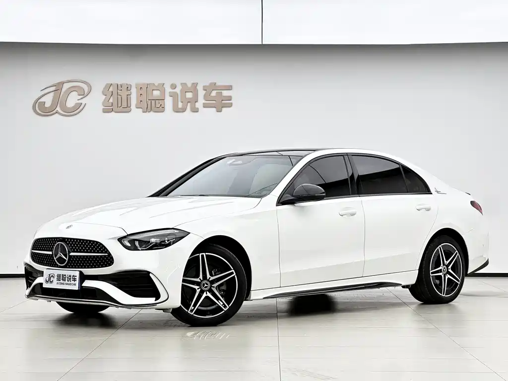 Mercedes-Benz C-Class 2023 — фото 1