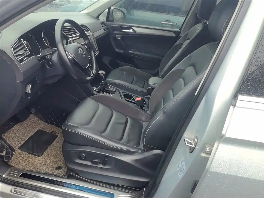Volkswagen Tiguan L 2019 — фото 15