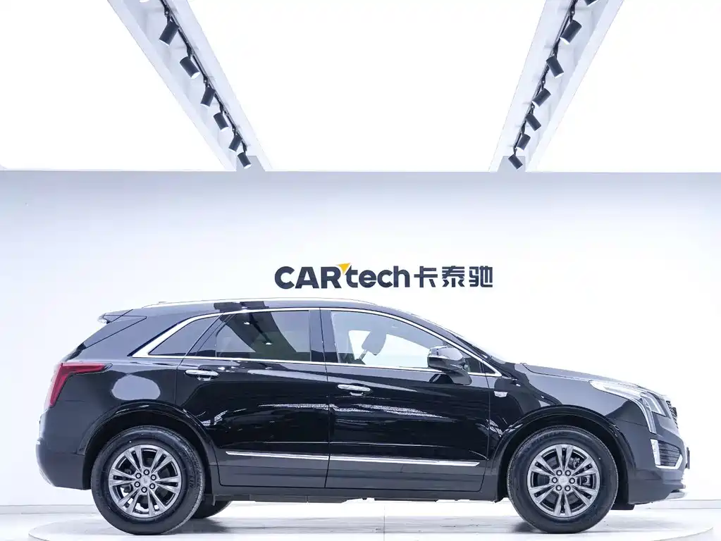 Cadillac XT5 2021 — фото 3